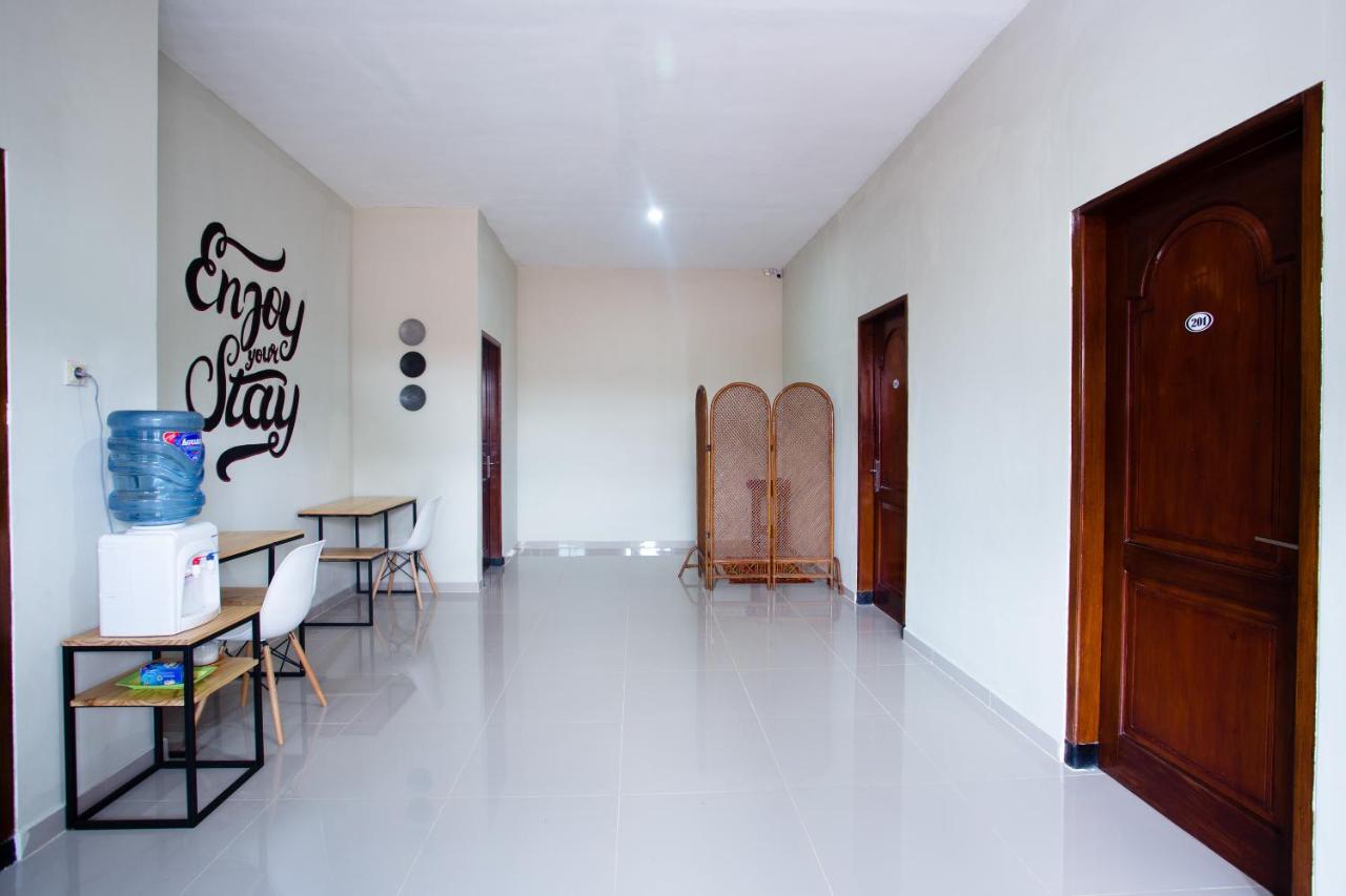 Safara Guesthouse Syariah Semarang Exterior foto